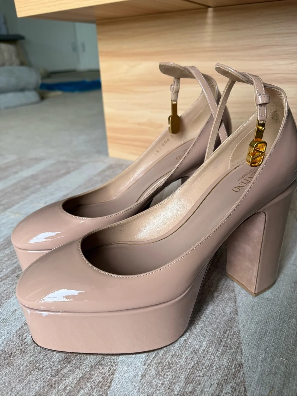 Valentino Tan-Go Patent Nude Platform Pumps - Size 9